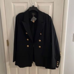 Classy woman’s black Lane Bryant blazer. Size 22. New without tags.